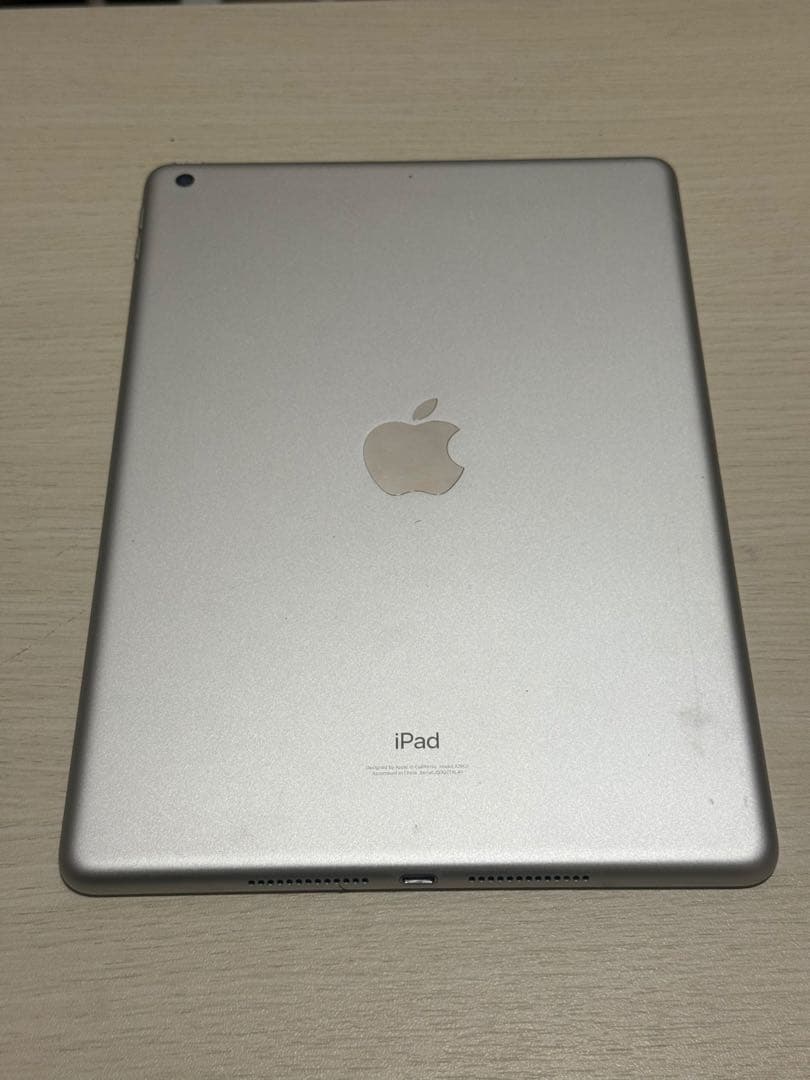 iPad 第9世代 256GB 画面割れ