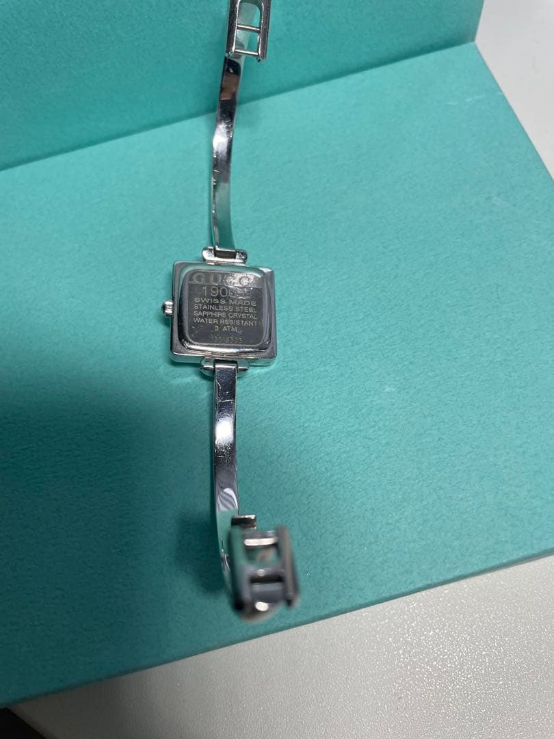 GUCCI スクエアフェイス クォーツ時計