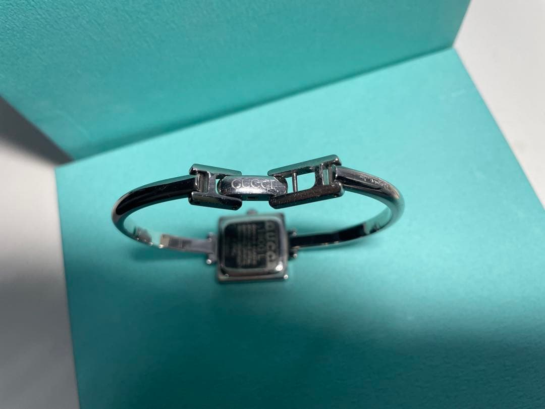 GUCCI スクエアフェイス クォーツ時計