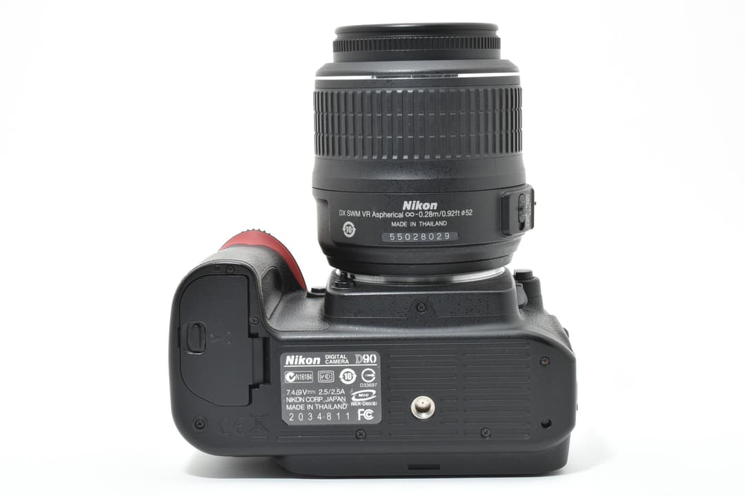 Nikon D90 レンズセット AF-S 0221