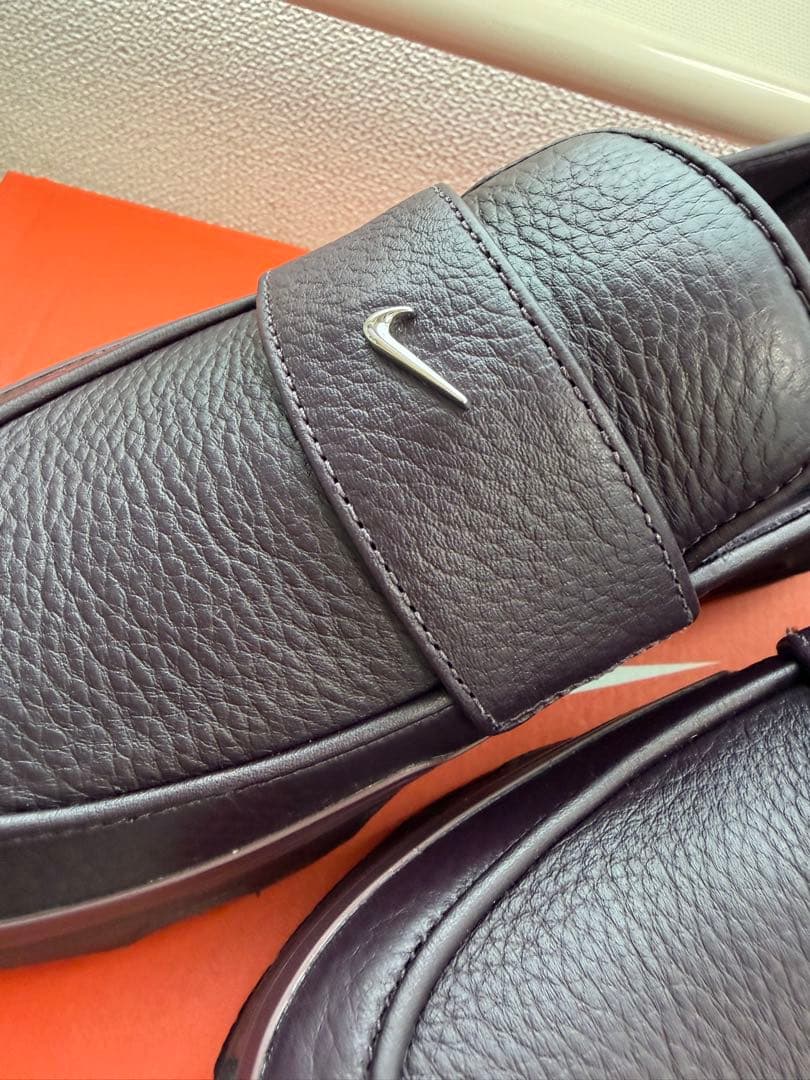 りん　NIKE エアマックス　フェノナメ　ローファー　24.5cm