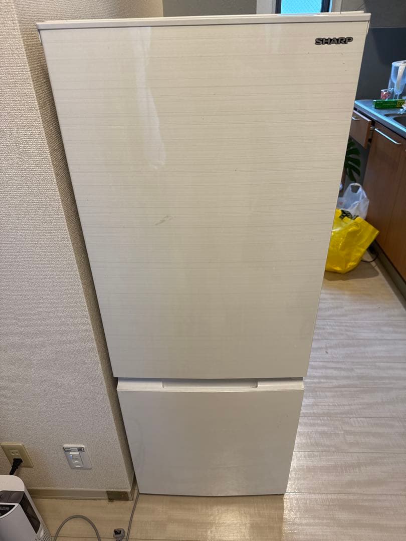 Sharp SJ-D18G-W冷蔵庫 (179L)