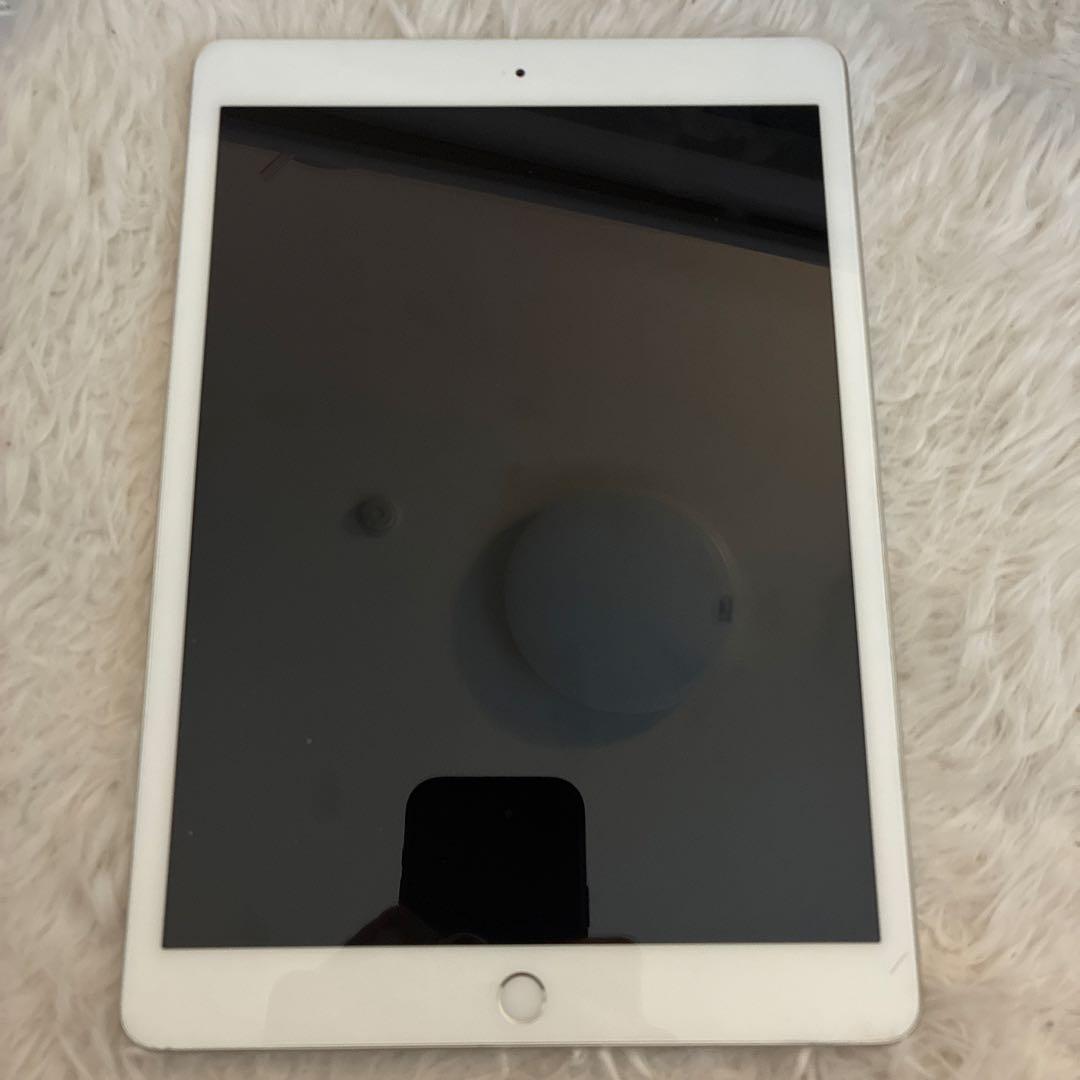 iPad 第8世代　128GB