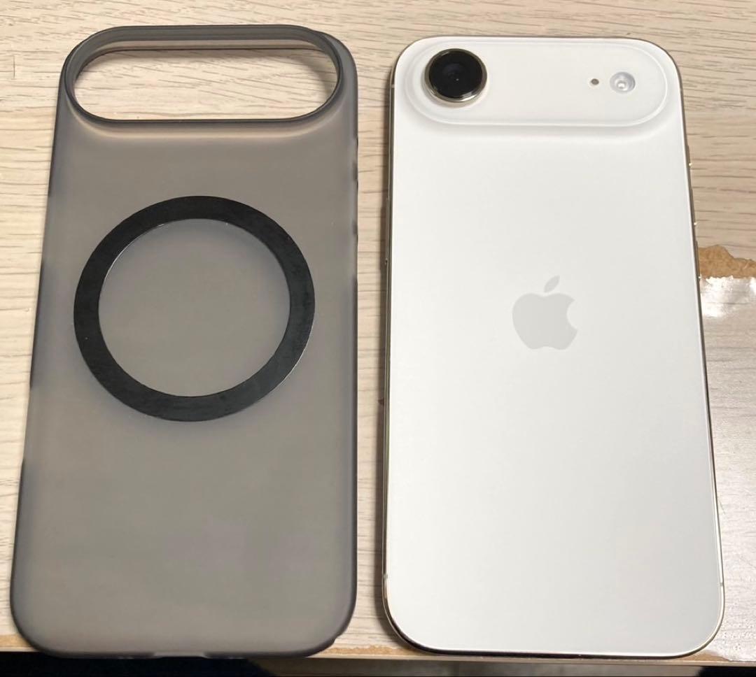 【美品】iPhone air 256GB ライトゴールド　casefinite