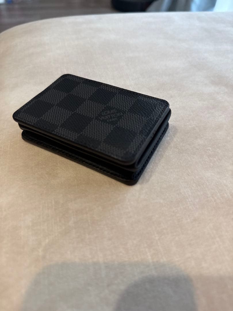 ヴィトン小銭入れ ダミエグラフィット　パース