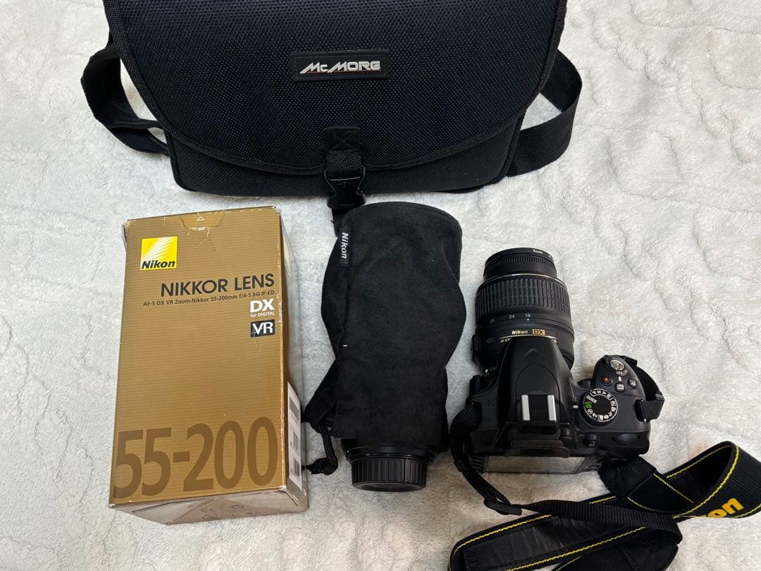 Nikon D3200 デジタル一眼レフカメラレンズ付き➕55-200mmレンズ
