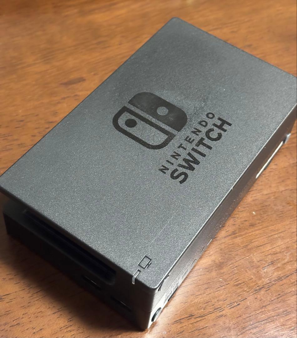 Nintendo Switch 本体 ピンクとグリーンのJoy-Con