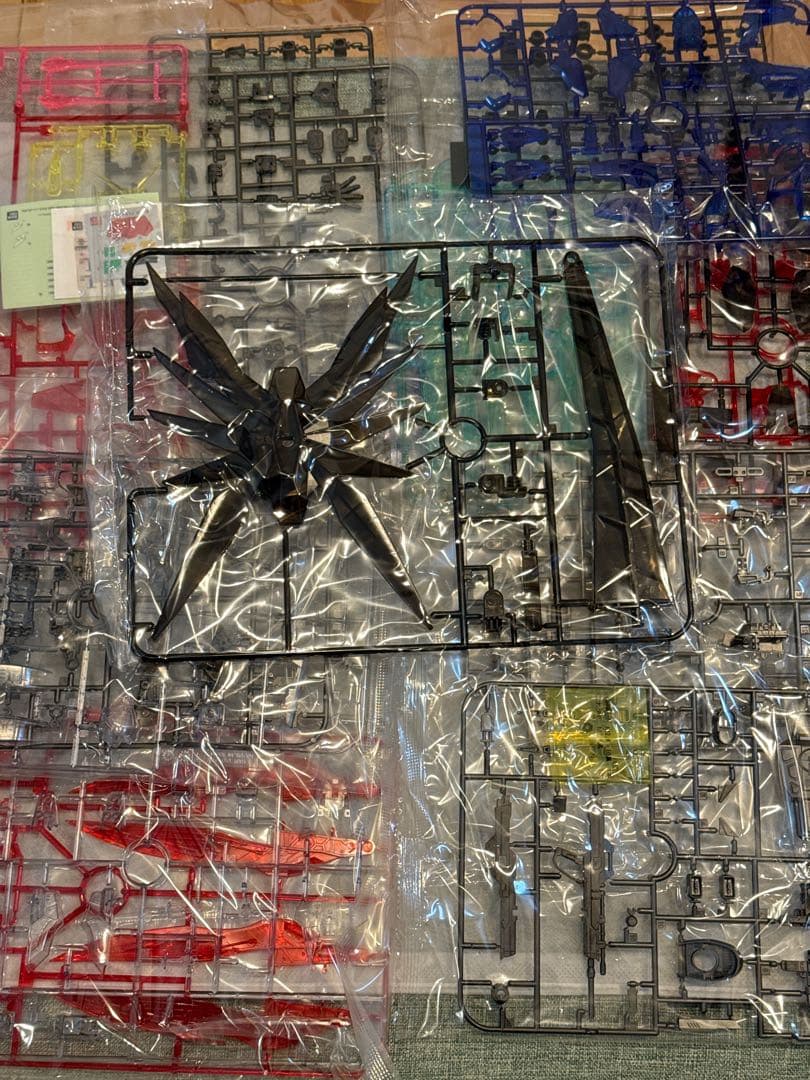 【新品】ガンダムEXPO限定　MG 1/100 デスティニーガンダム クリア