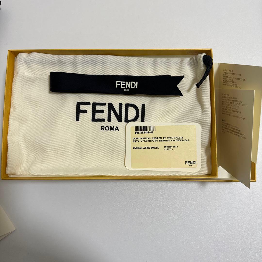 FENDI 長財布 ブラック/イエロー
