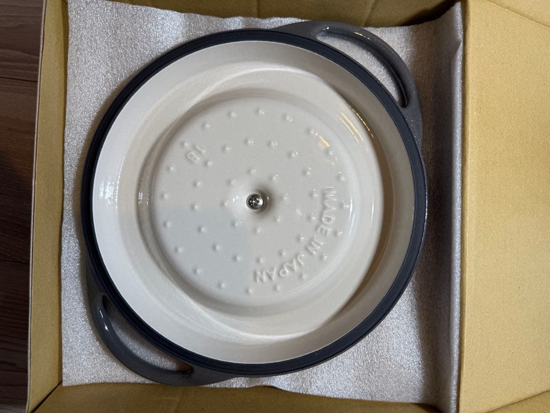 VERMICULAR EXCLUSIVE オーブンポットラウンドパールグレー