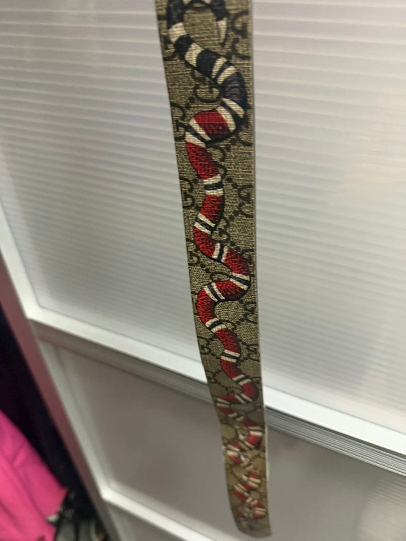 グッチ スネークプリントGGベルト ベージュ