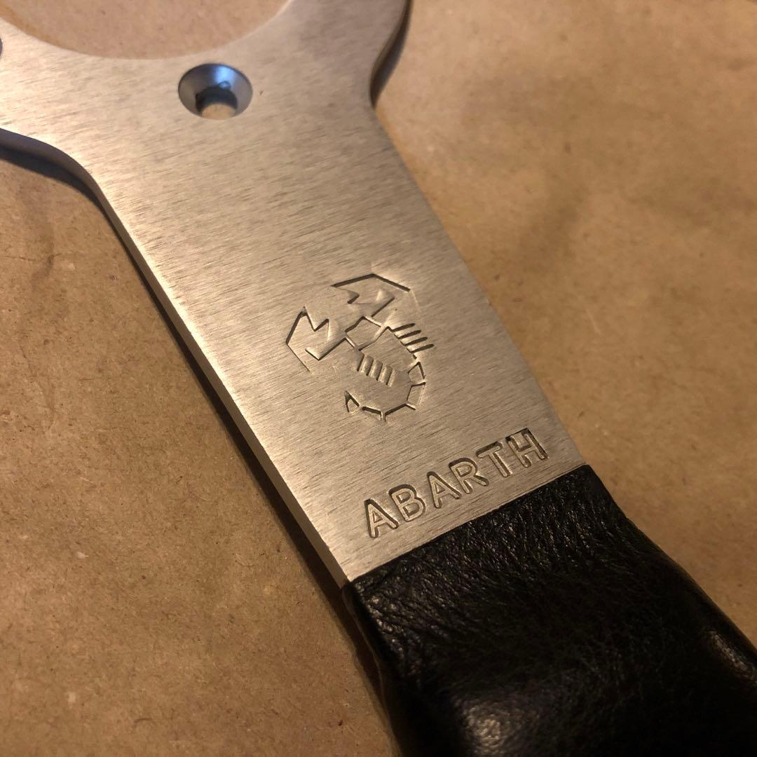 【値下げ】ABARTH スコーピオンφ350mmレザー ステアリング