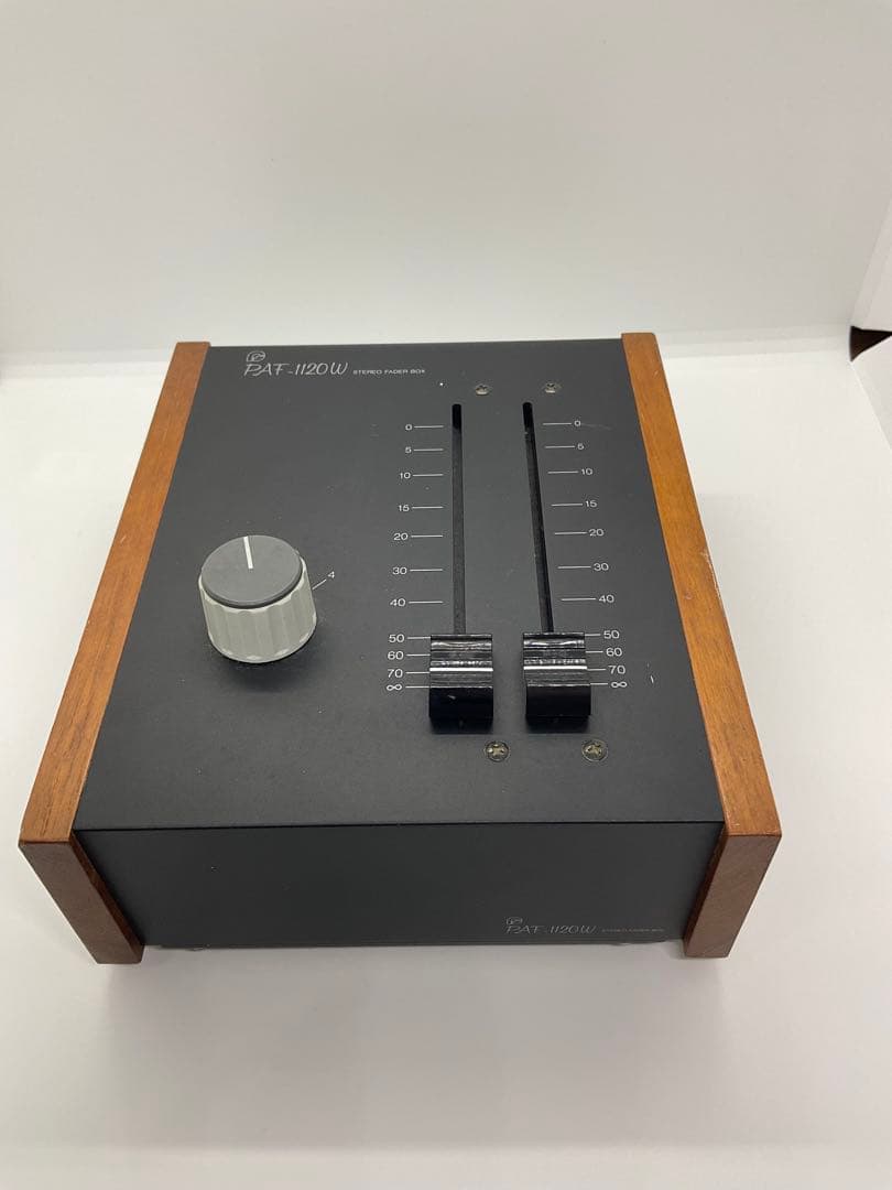 パッシブフェーダー　英国Penny & Giles PAF-1120W