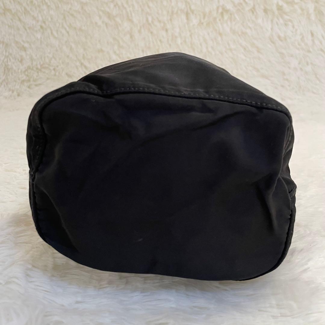 【美品】PRADA プラダ アクセサリーポーチ ブラック ナイロン 巾着