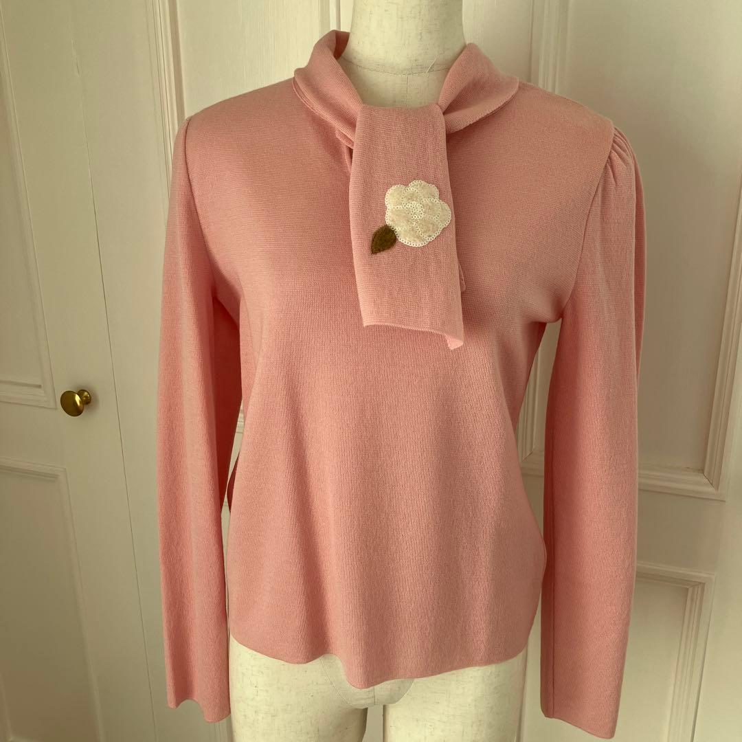 まもなく削除　エムズグレイシー⭐️ピンク ボウタイ付き ニットセーター（40）