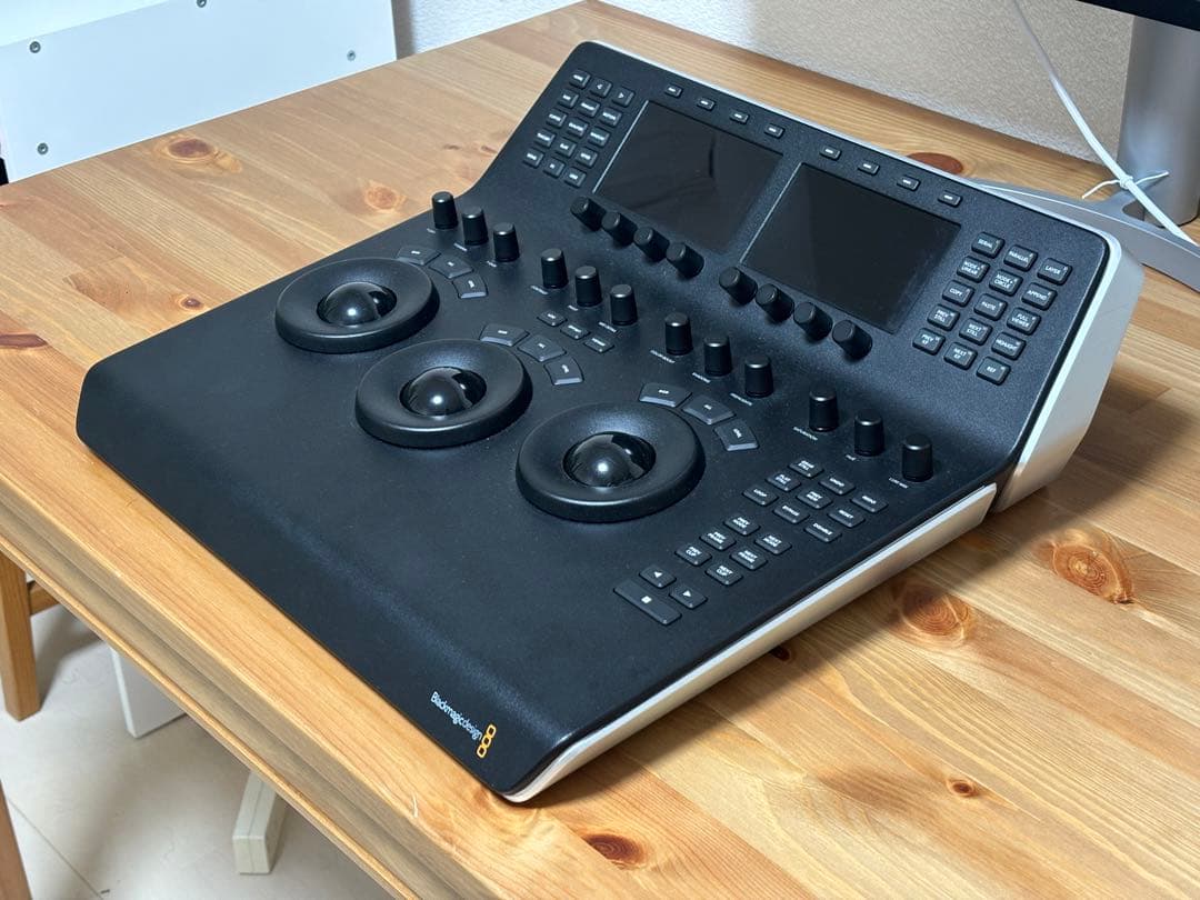 DaVinci Resolve Mini Panelダヴィンチリゾルブミニパネル