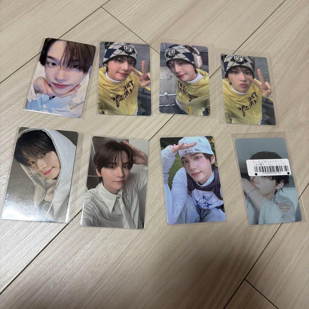 TWS シニュ　トレカ　8枚