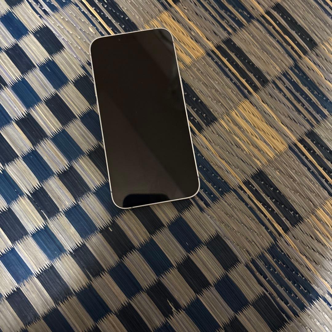 Apple iPhone16eホワイト 本体 箱付き