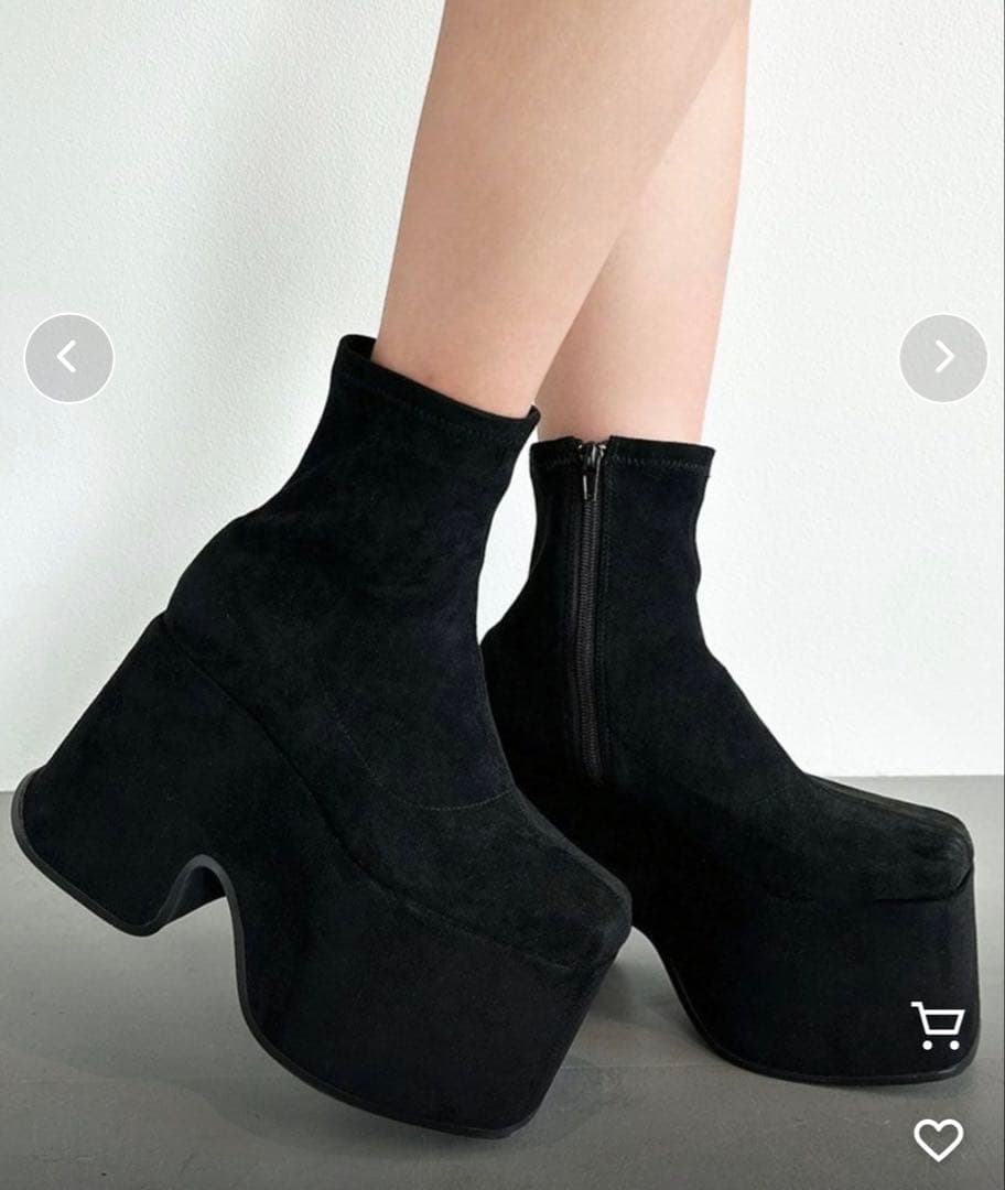 今季リゼクシー　ショートブーツ