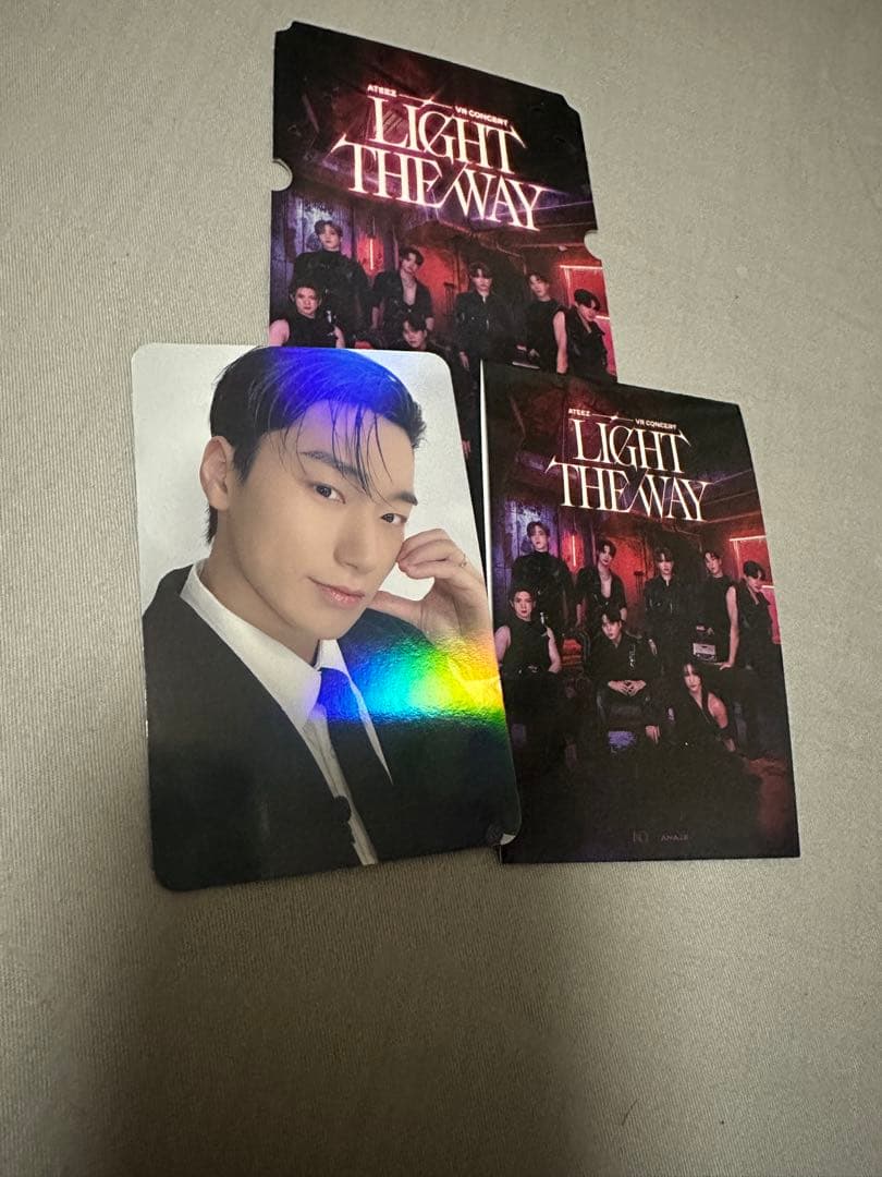 ATEEZ 映画 VR 入場特典 サン ホログラム トレカ