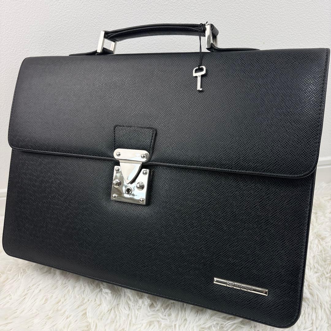 YSLイヴサンローラン ブリーフケース 黒 鍵付き フラップ オールレザー