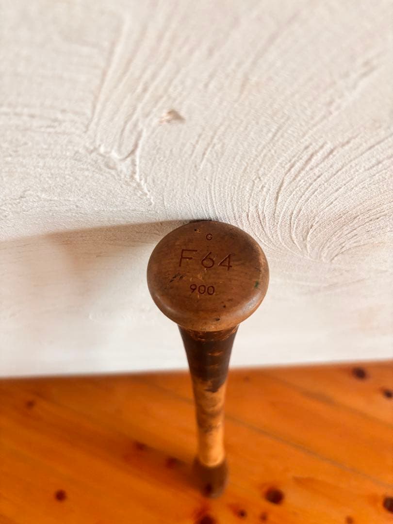 NPB 日本ハムファイターズ64番　硬式バット