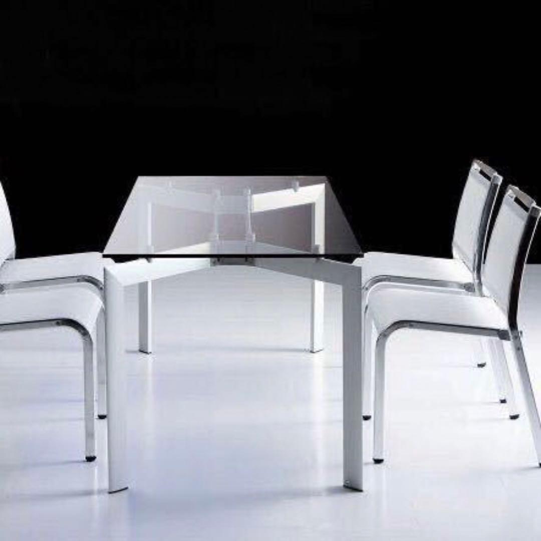 ❤️スペインデザイナー　FLYMEe Villa チェア4脚　定価18万絶版