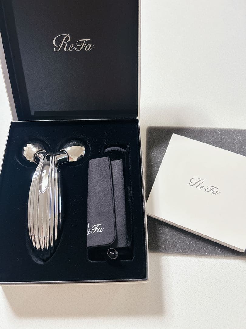 未使用　リファ　カラットレイ