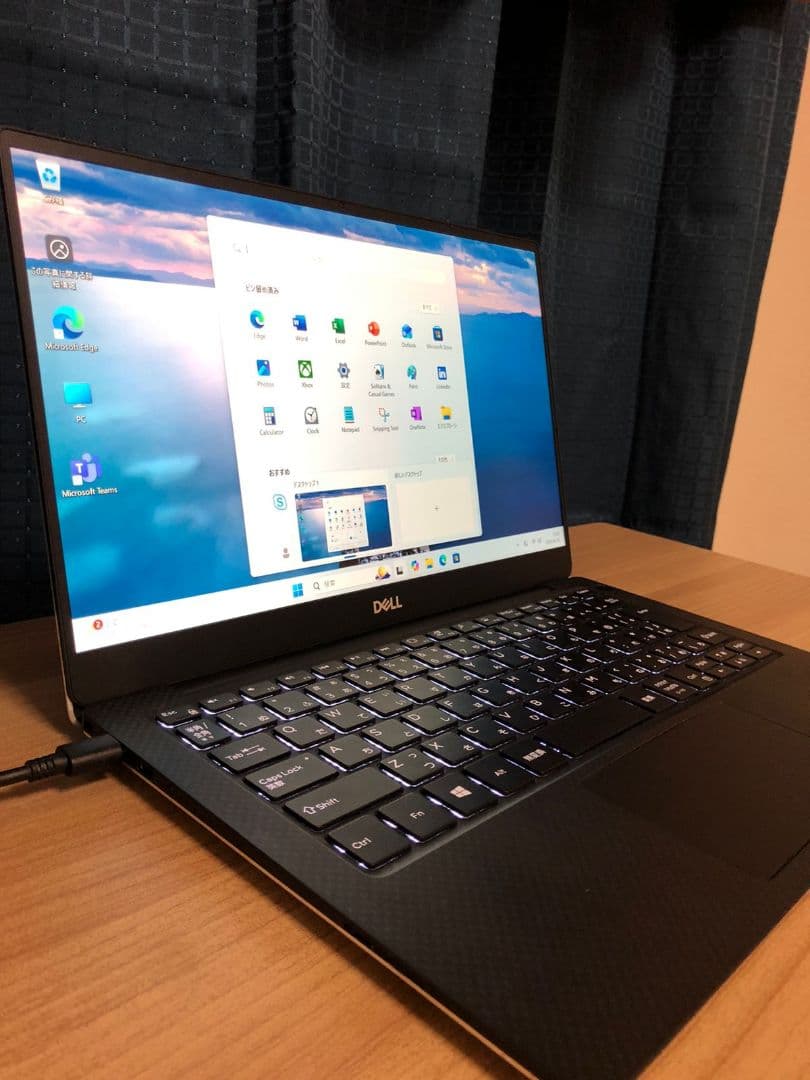DELL XPS 13 Core i5 - 10210U ノトPC