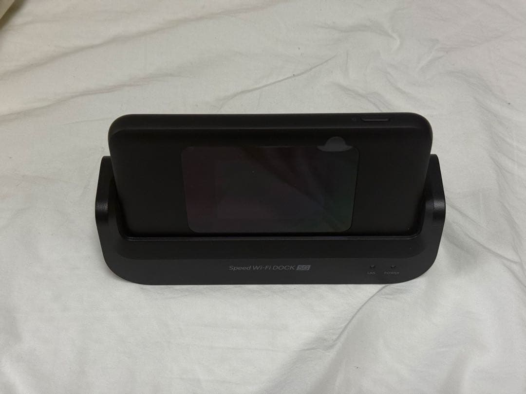 Speed Wi-Fi BLOCK 5 ブラック ドックスタンド付き