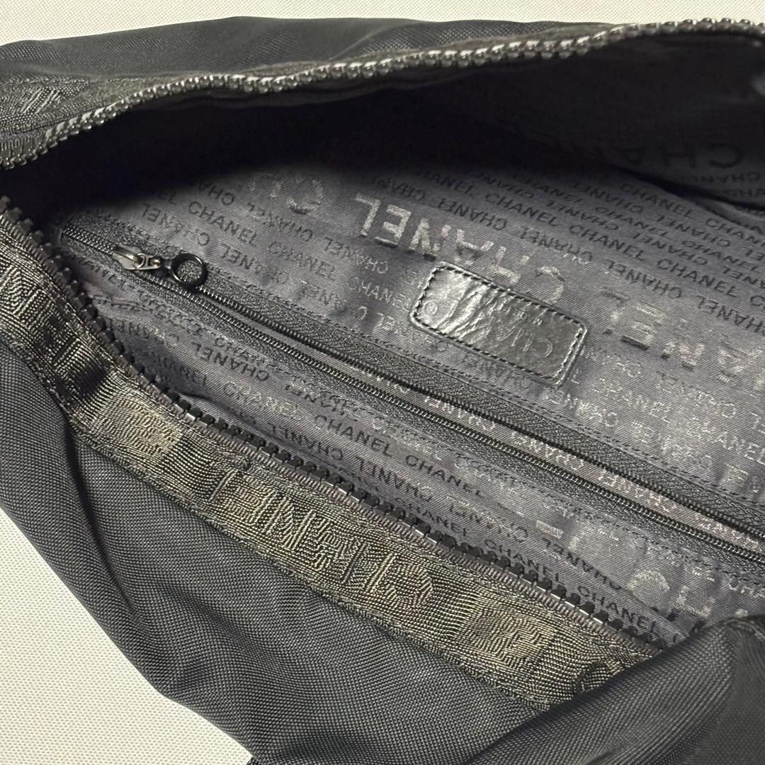 CHANEL ボディバッグ / 保存袋3枚セット