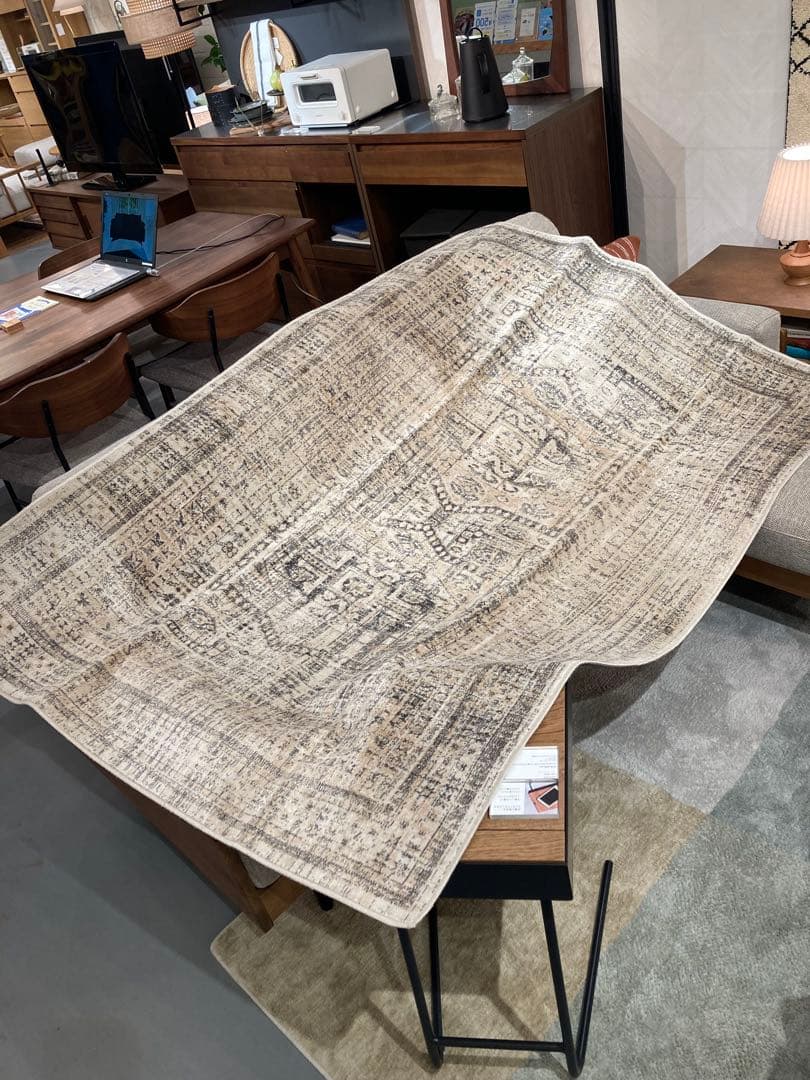 みるみる unicoラグ　NEVELネヴェル ベージュ 120×180cm