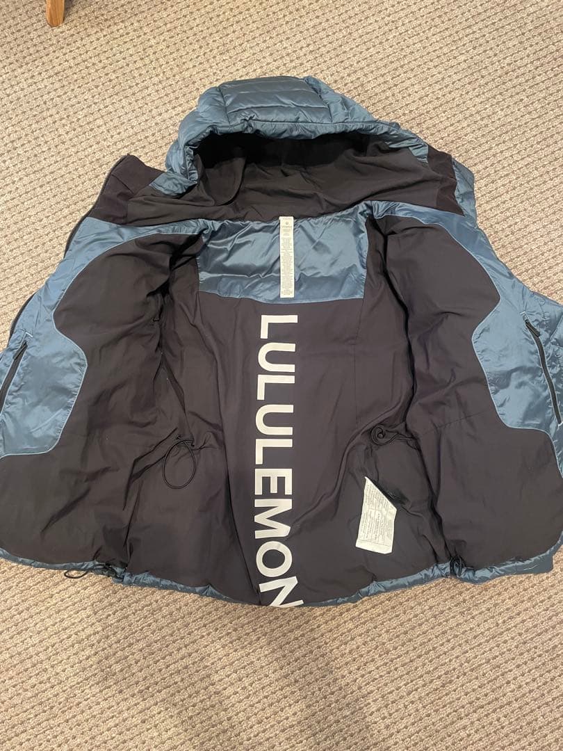 Lululemon フード付きダウンジャケット グレー　ブルー　サイズ2