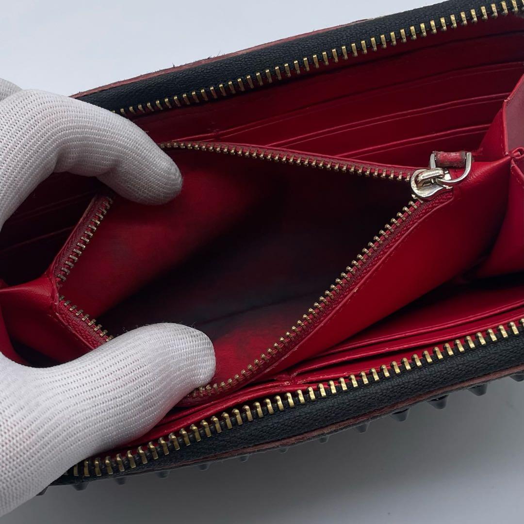 【美品】 クリスチャンルブタン 長財布 レザー ラウンドファスナー ロゴ 黒