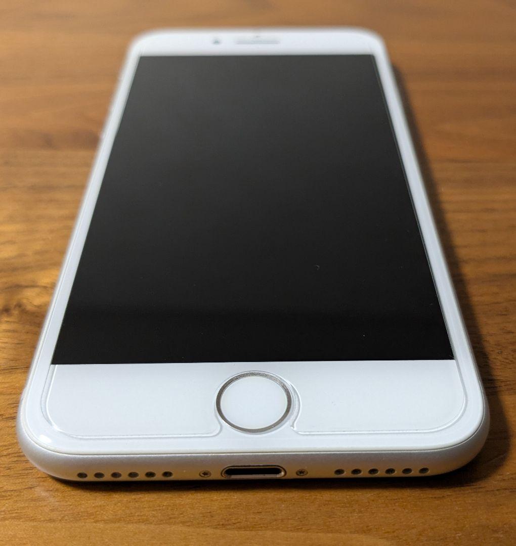 iPhone８ 64GB 箱・一部付属品あり
