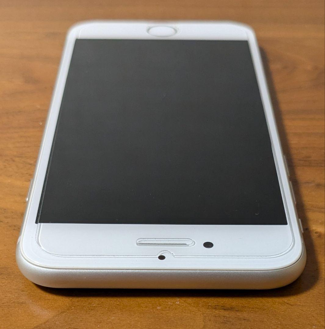 iPhone８ 64GB 箱・一部付属品あり