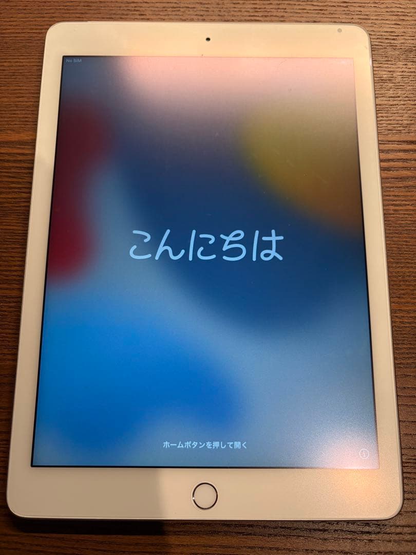 iPad Air 第2世代 A1567 シルバー 16GB