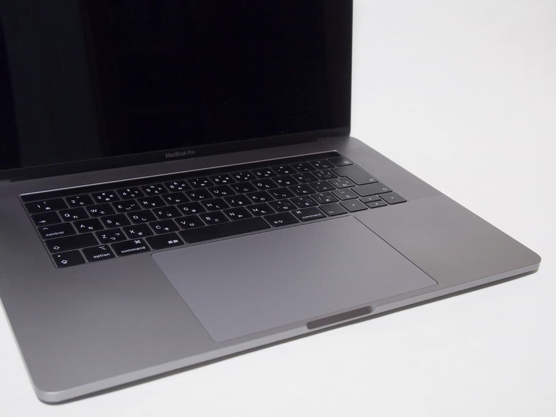 美品 Apple MacBook Pro 2018 15インチ 16G/250G
