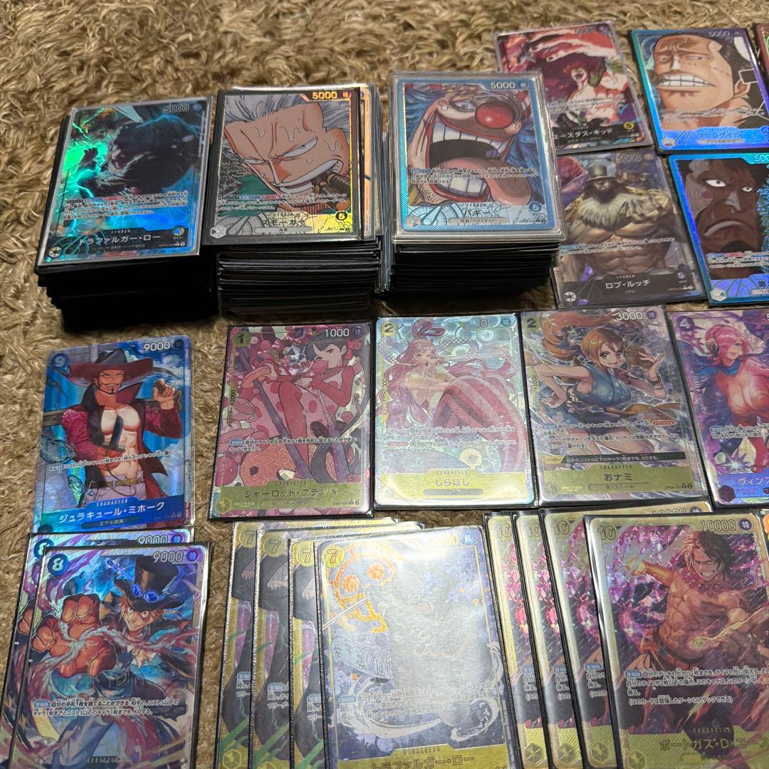 【引退品】　ワンピースカード　プレイマット　パラレル130枚以上　完成デッキ付き