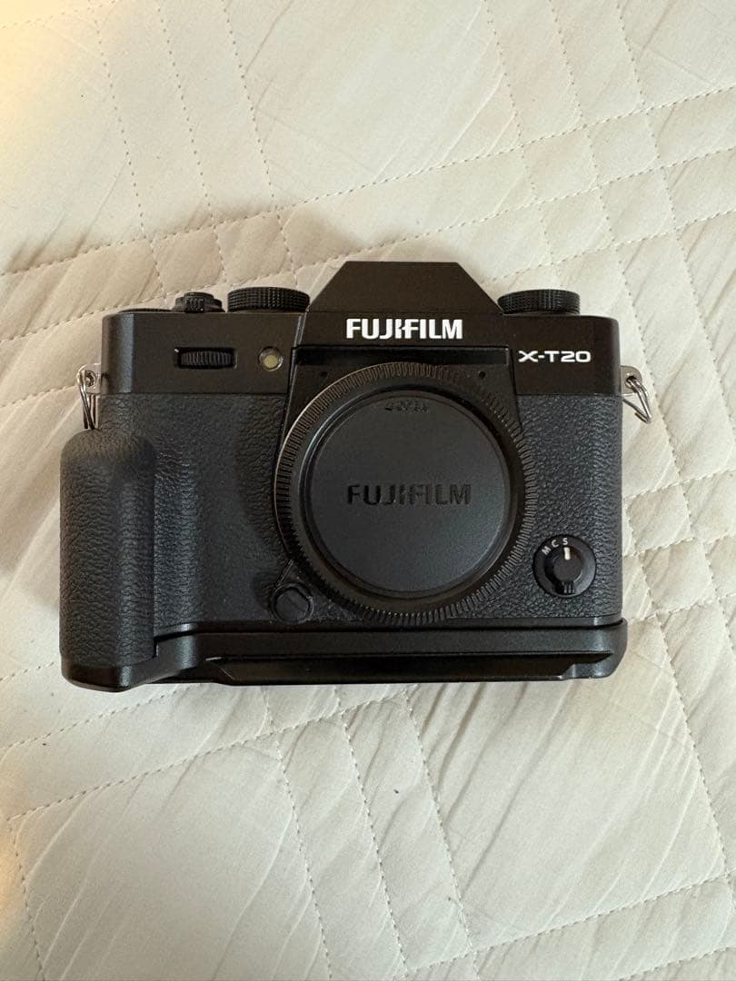 FUJIFILM X-T20 ミラーレスカメラ