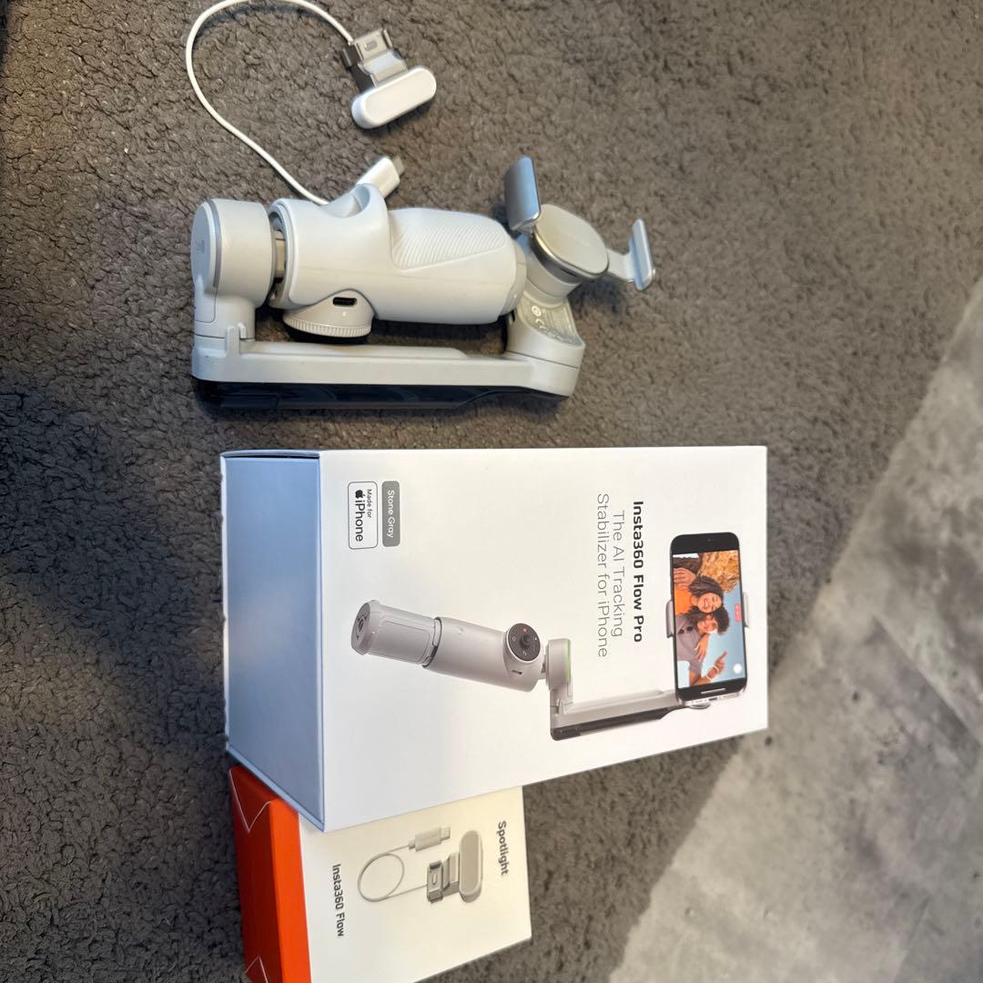 Insta360 Flow Pro スタビライザー　magsafeクランプ付