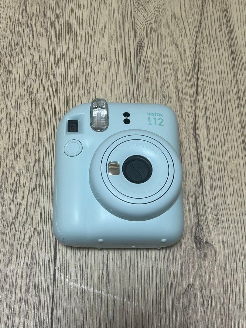 instax mini 12 ミントグリーン 専用ケース付き