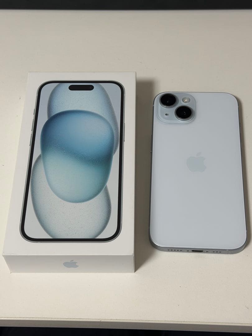 Apple iPhone 15 256GB ブルー 本体　箱付き