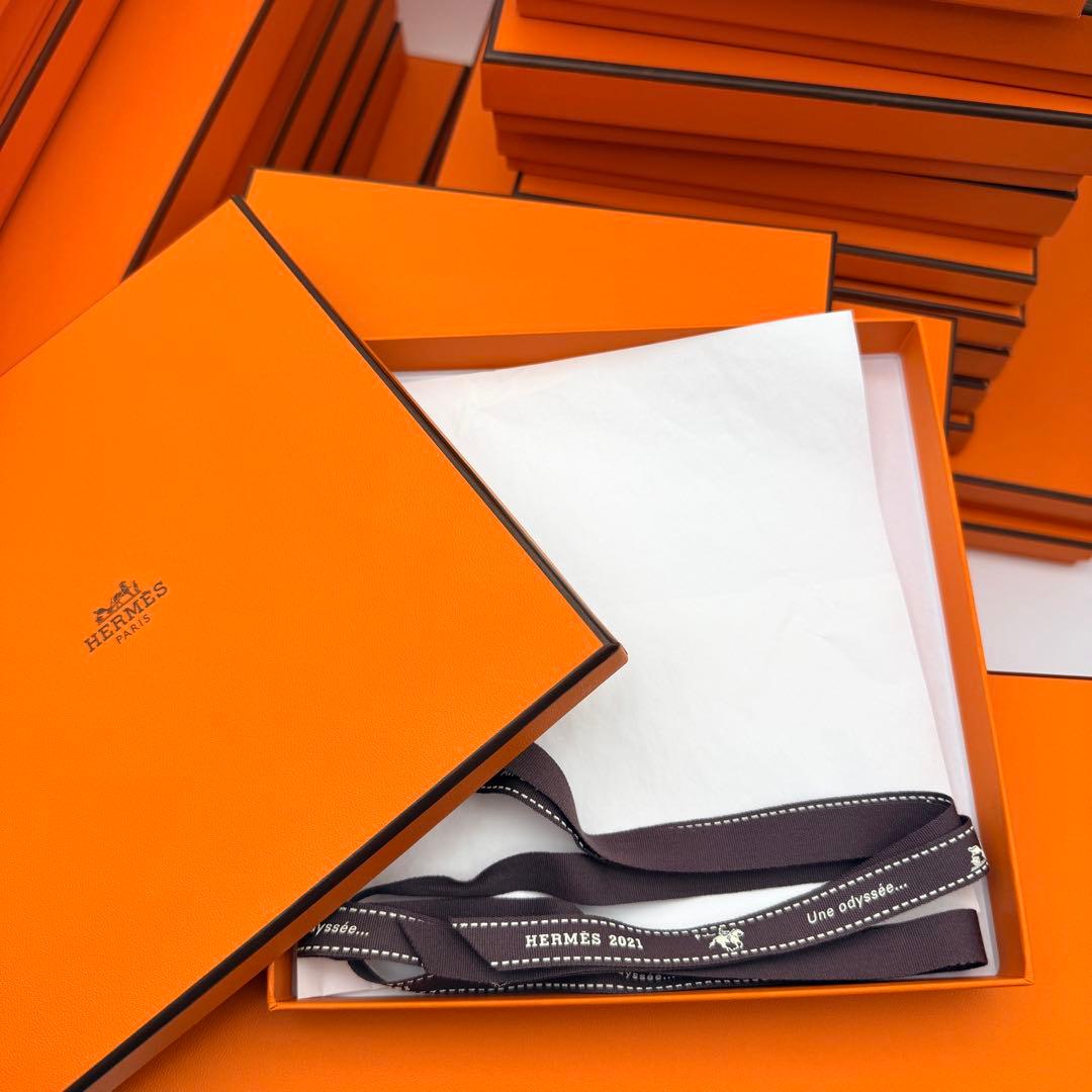 【HERMES】 エルメス 空箱 薄い箱 33箱 まとめ売り