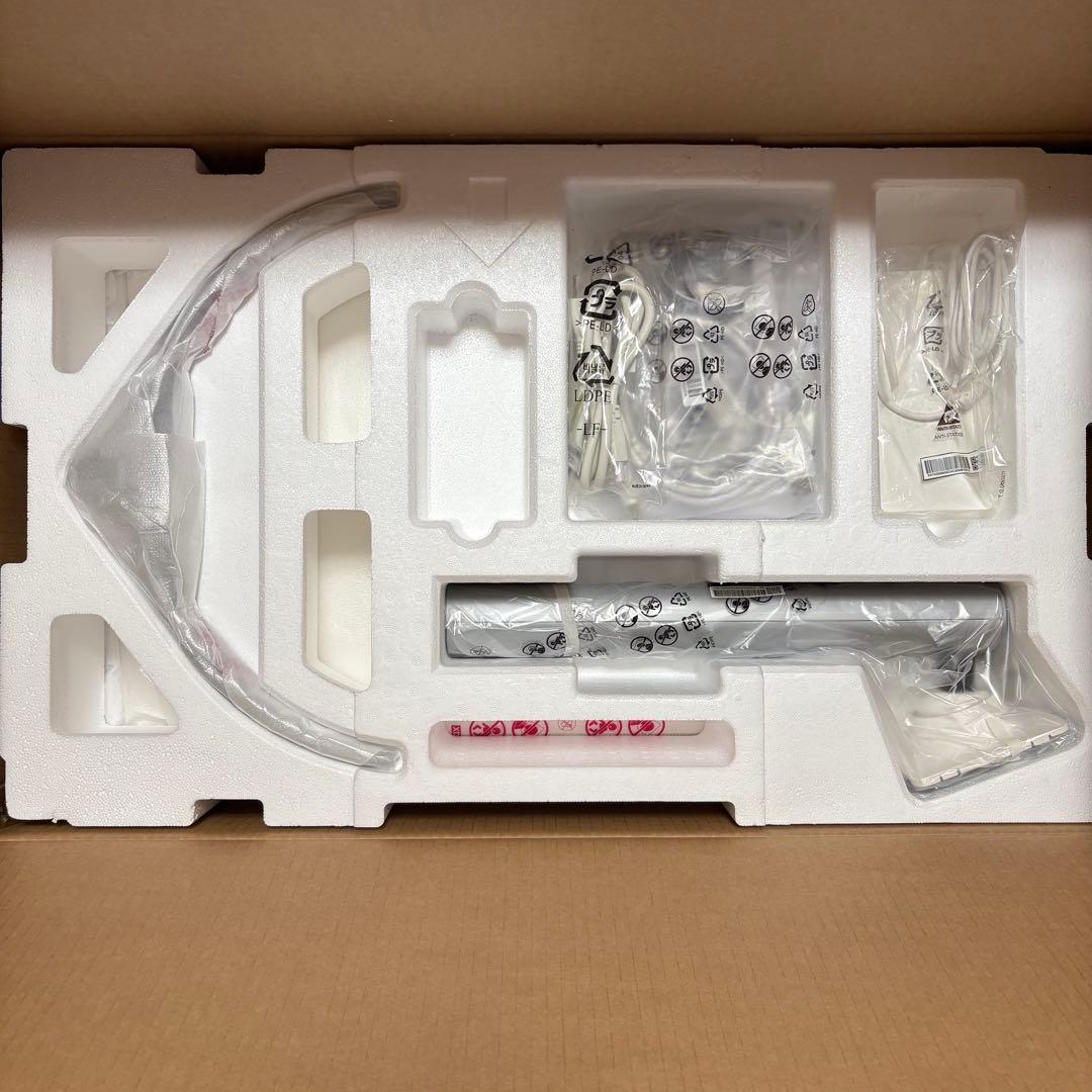 LG ディスプレイ 32UQ850V-W 31.5インチ