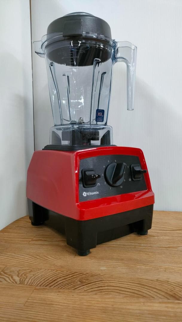 【目立った傷や汚れなし】バイタミックスE310　保証書あり　1606