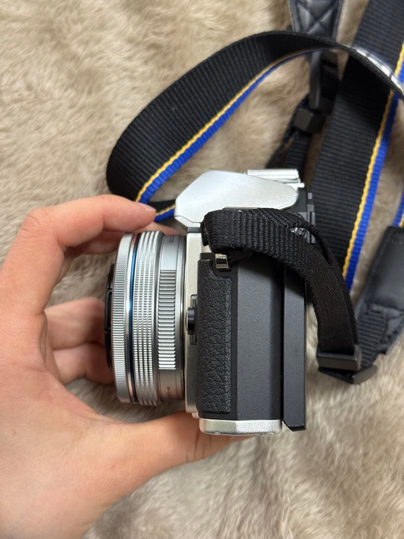 OLYMPUS E-M10 Mark Ⅱ 一眼レフカメラ