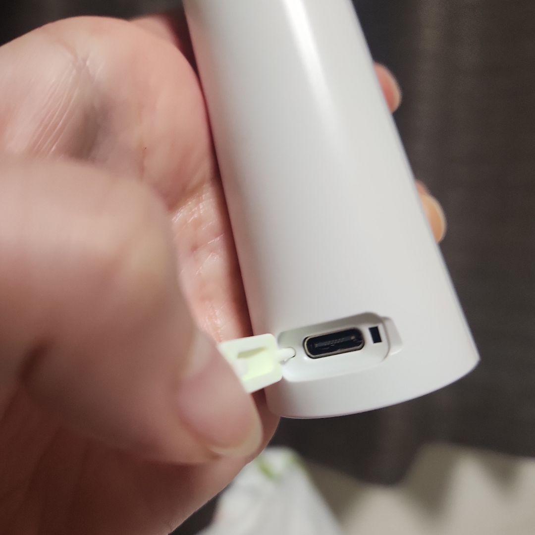 メディキューブ　AGE-R ダーマペン　美顔器