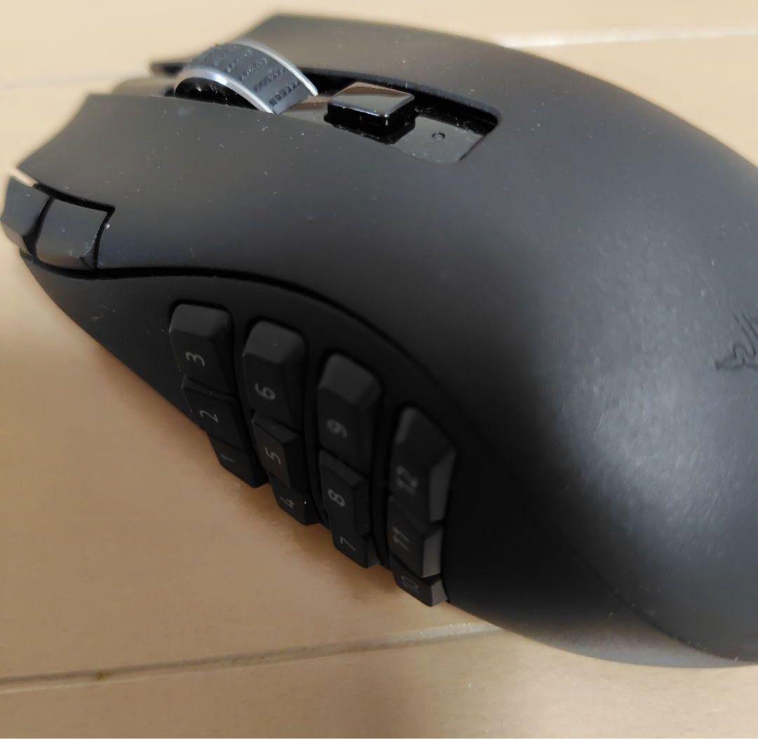 Razer Naga V2 HyperSpeed　ワイヤレスマウス