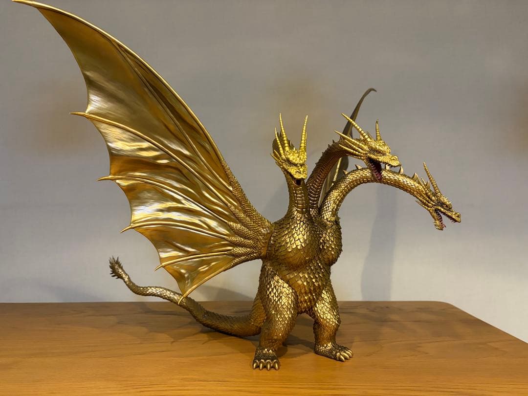 一番くじ　A賞　キングギドラ